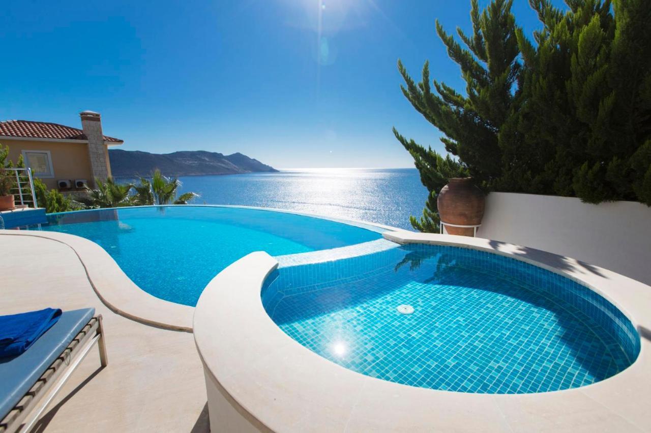 Iskenderun Villa Sleeps 10 With Pool And Air Con Yenikoy  Kültér fotó